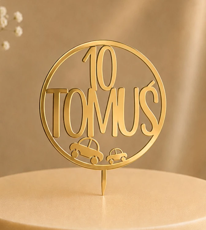 Personalizowany Topper z samochodzikami.jpg